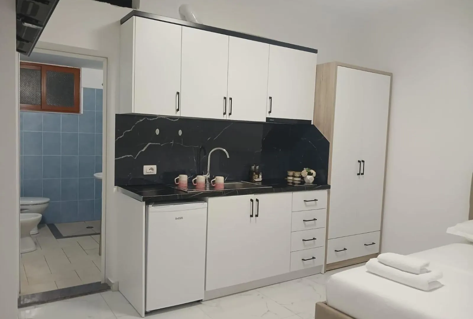 Aidens'S House 3 호텔 Vlorë